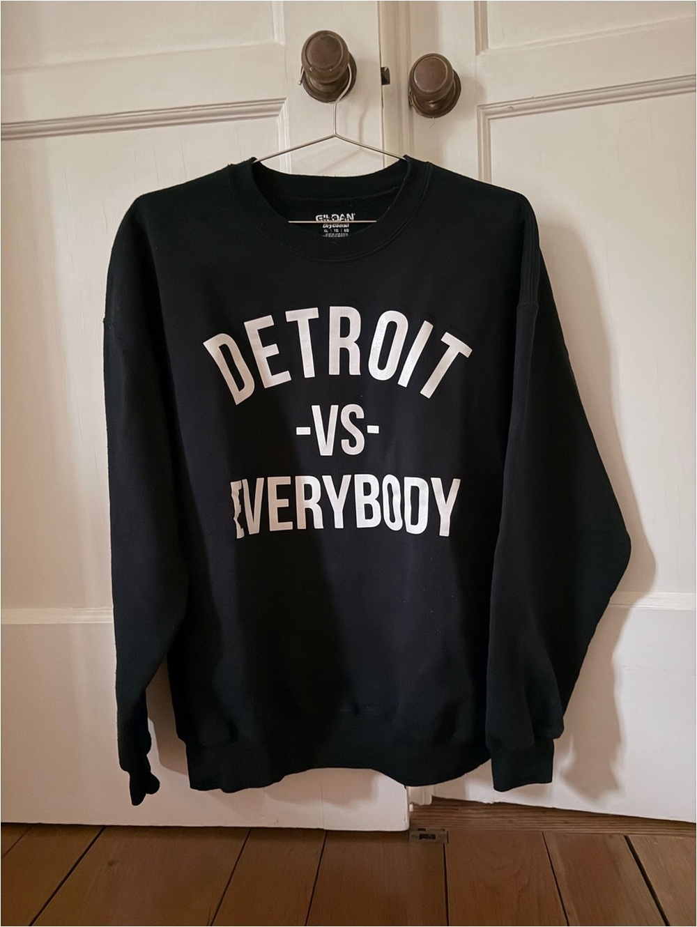 Vintage Detroit v. Everybody black crewneck sweatshirt XL